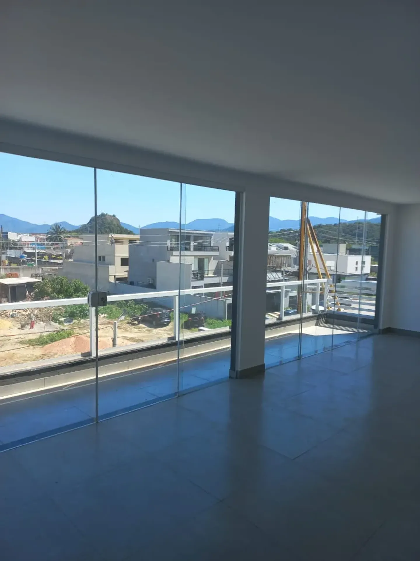 Duplex house with 3 en-suite bedrooms and 300 m² — photo 5