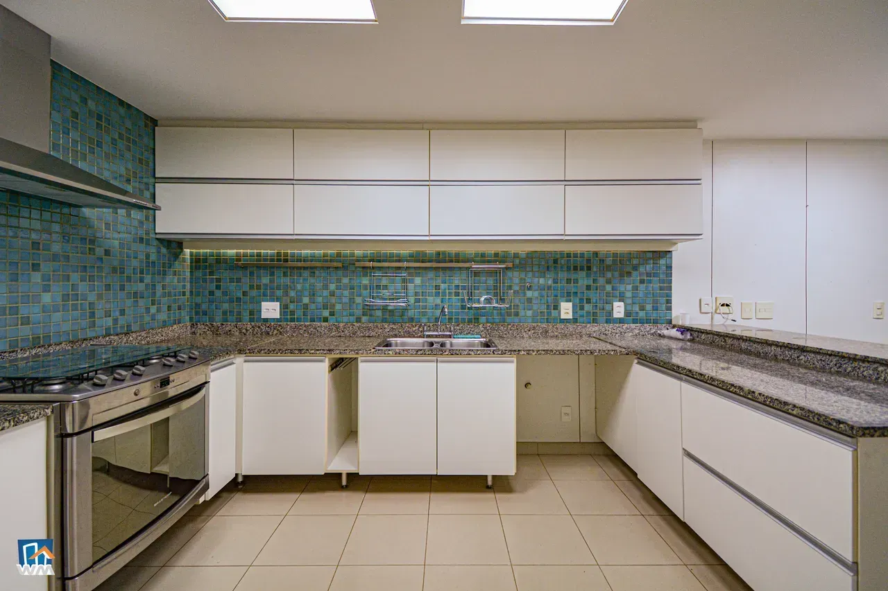 4-suite apartment 260 m² with 2 parking spaces — photo 10