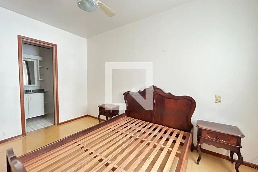 3-bedroom apartment in a building with a gym — photo 27