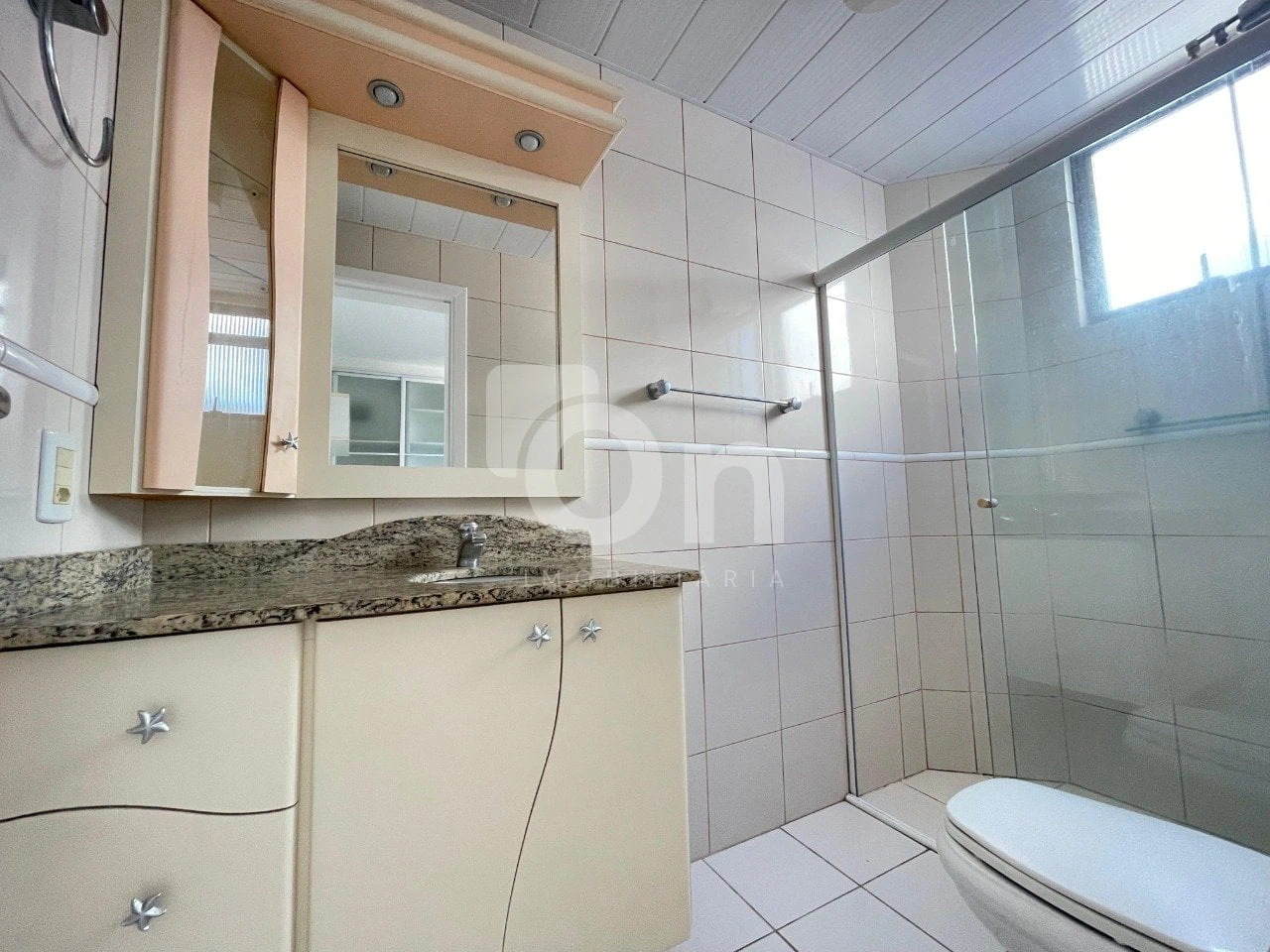 2-bedroom apartment with a home office in Florianópolis — photo 5