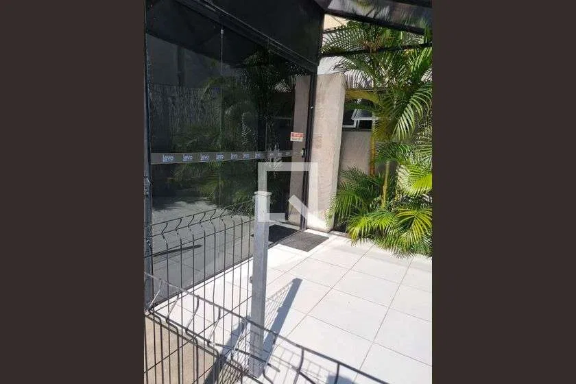 Apartamento mobiliado de 48 m² com 2 quartos e fogão a gás — photo 20