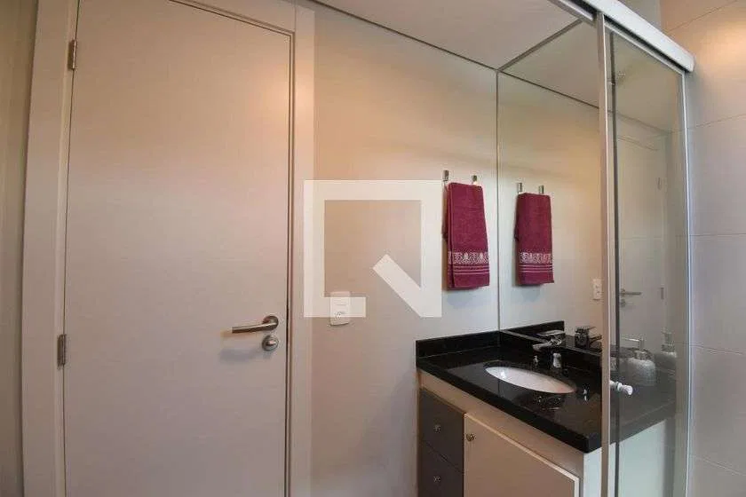 Furnished studio, 22 m², with a home office — photo 25