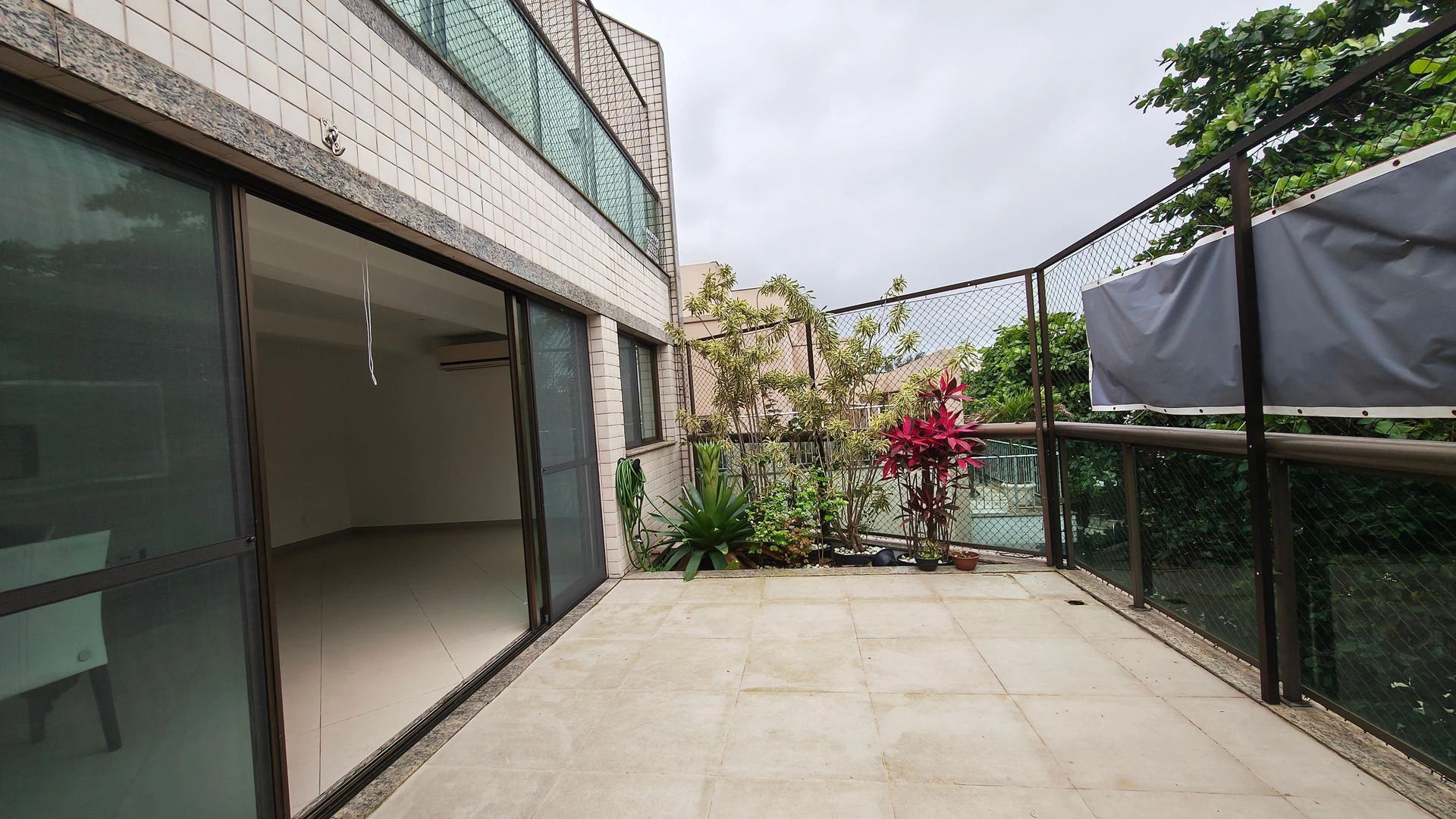 5-bedroom apartment with a washing machine in Rio de Janeiro — photo 62