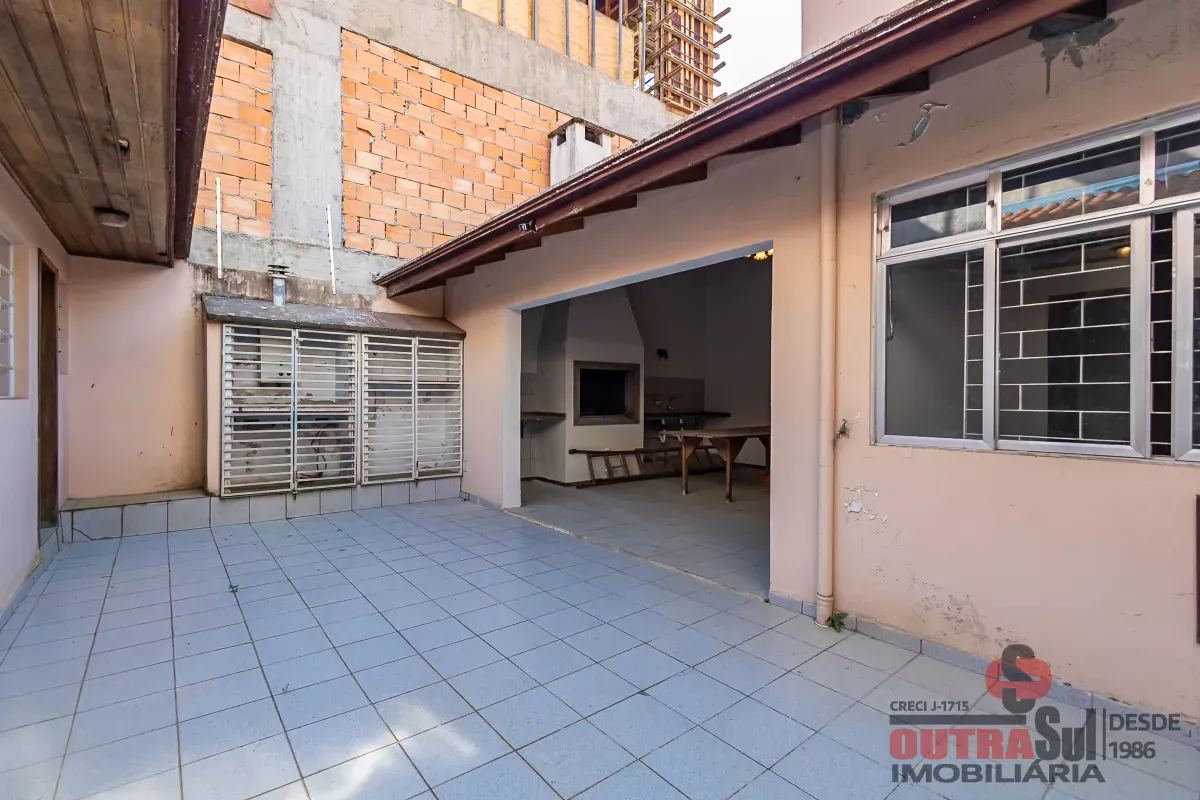 Casa com 2 dormitórios e 4 banheiros para locação — photo 39