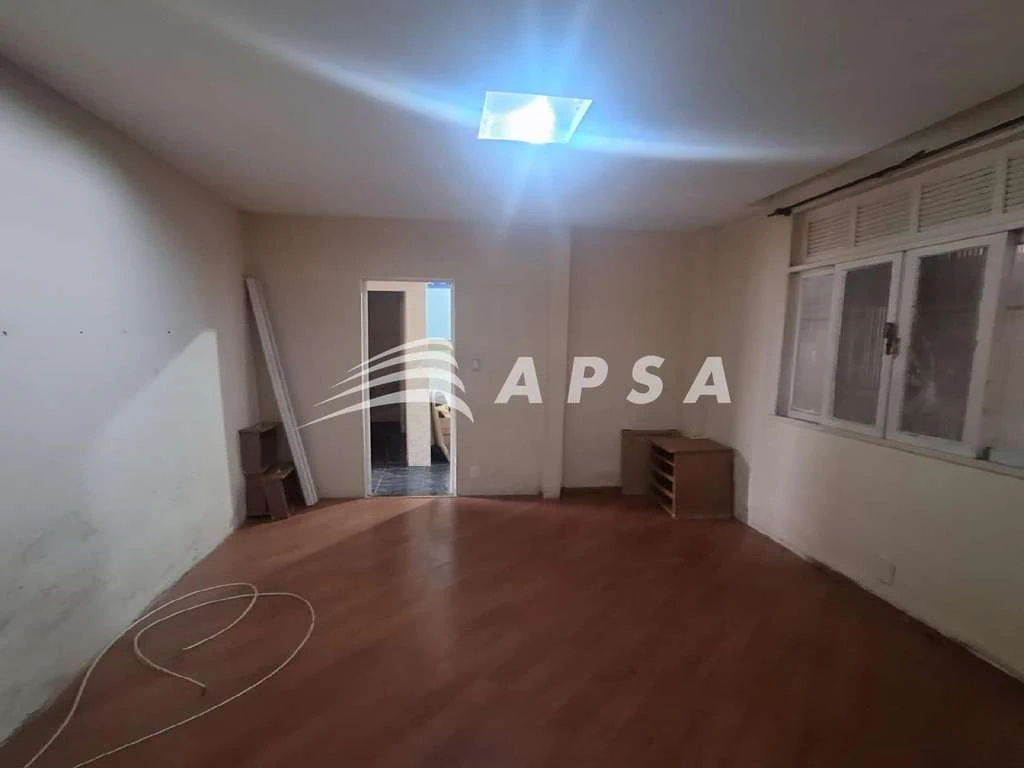 286 m² house with 3 bedrooms and 2 bathrooms — photo 23
