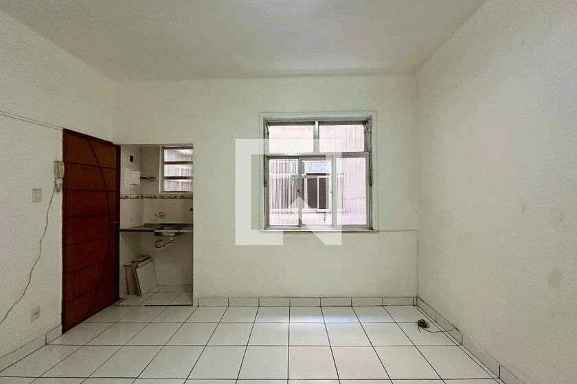 27 m² studio with 1 bedroom and 1 bathroom — photo 2