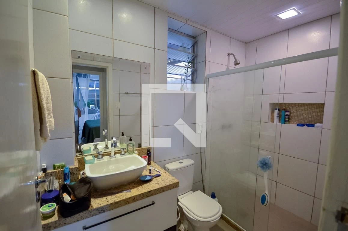 100 m² apartment with a home office and a washing machine — photo 32