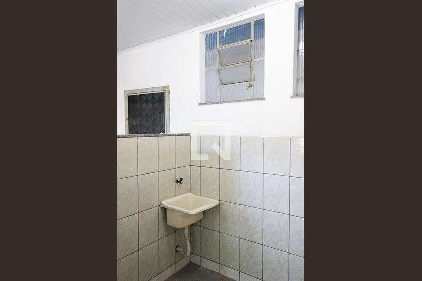 Apartamento sem mobília com 2 quartos e 53 m² — photo 17