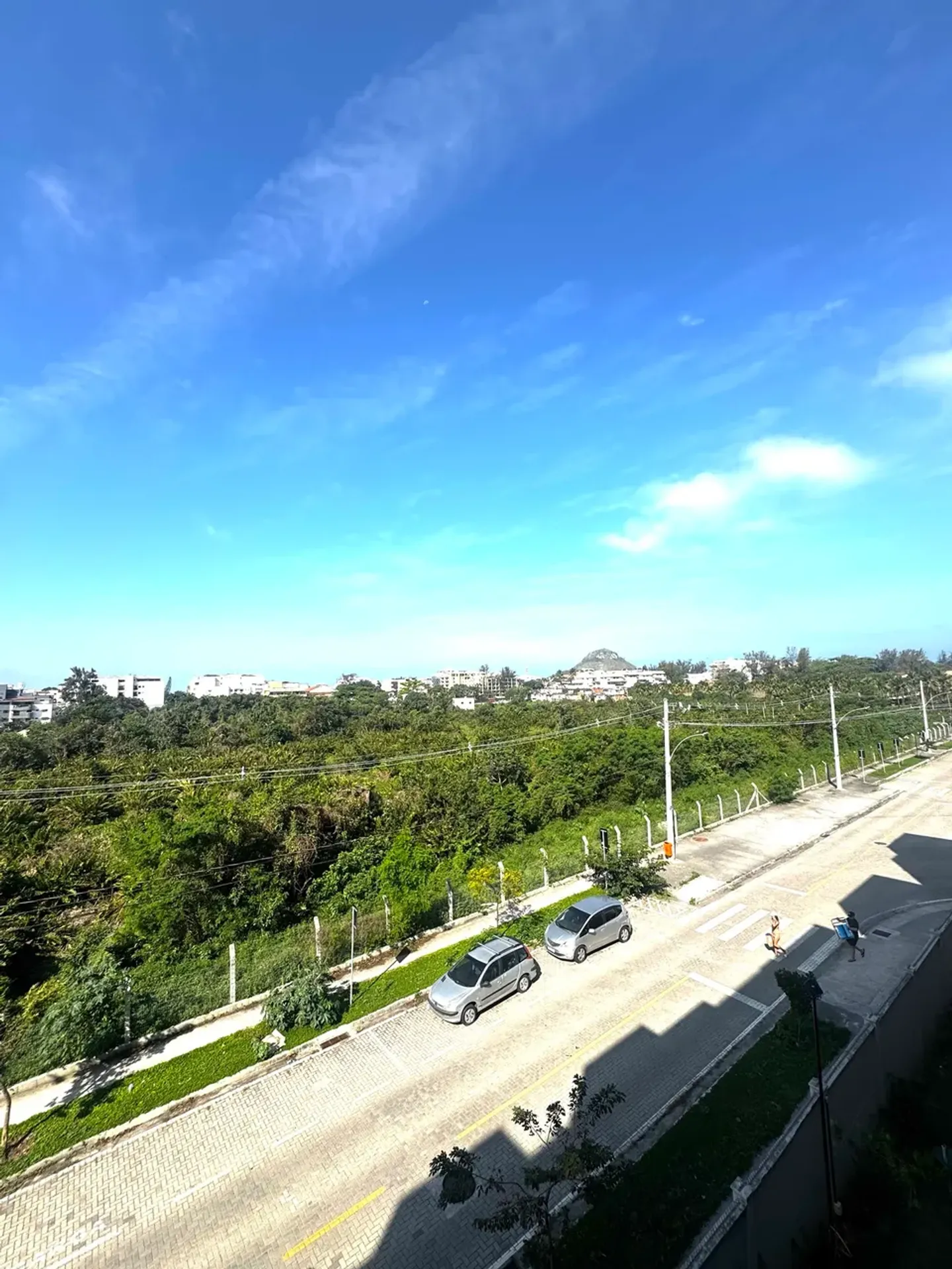 Furnished apartment with a balcony and 2 bedrooms — photo 10