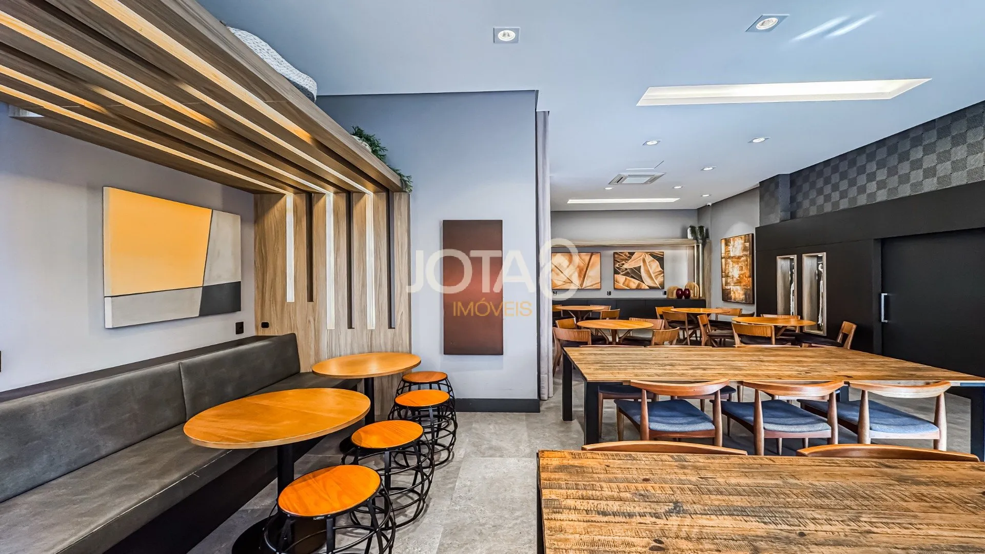 3-bedroom apartment with 185 m² and private BBQ space — photo 31