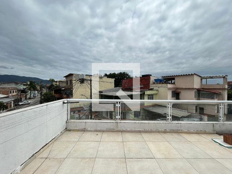 Home office in a 2-bedroom house, 100 m²