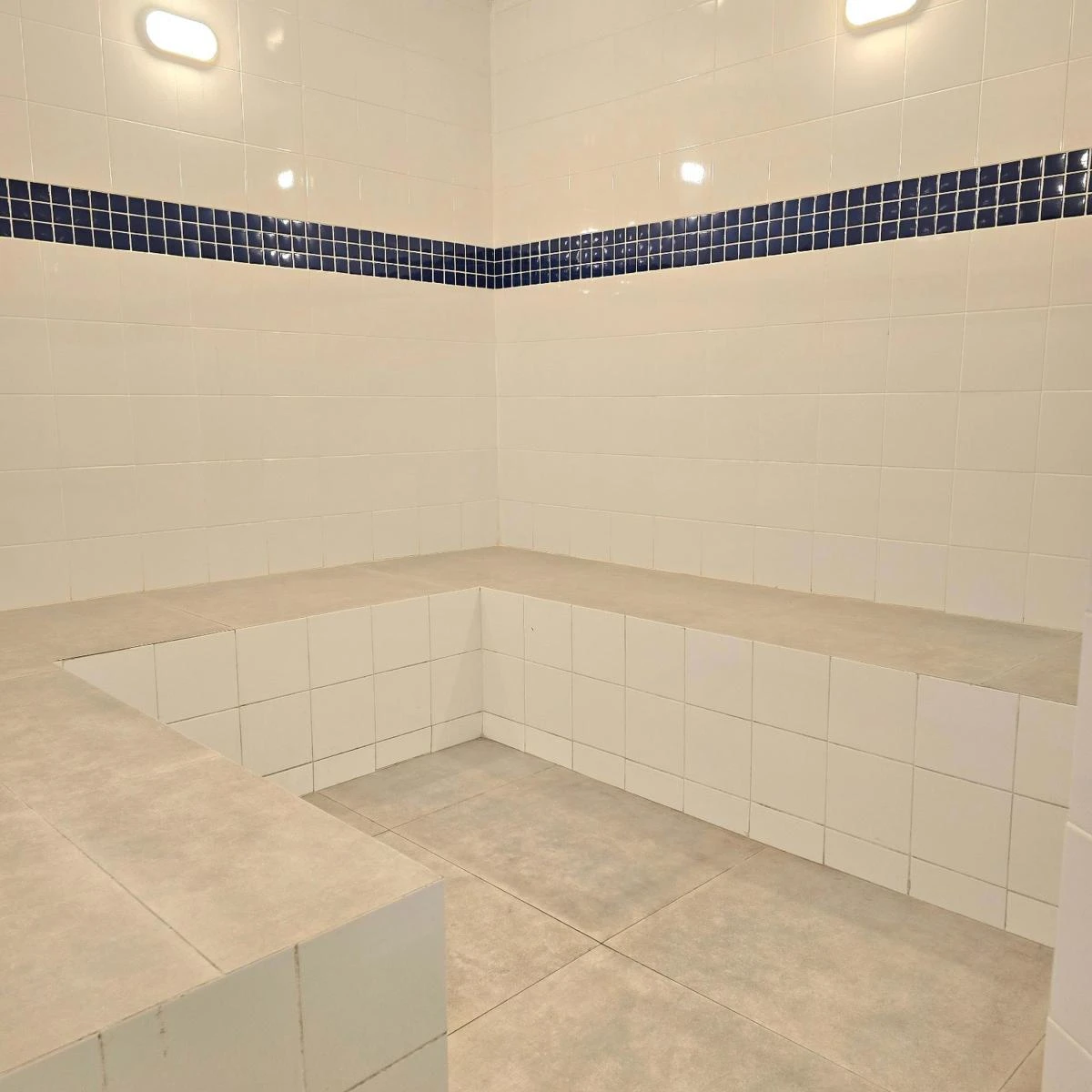 1-bedroom apartment with 70 m² and 1 parking space — photo 6