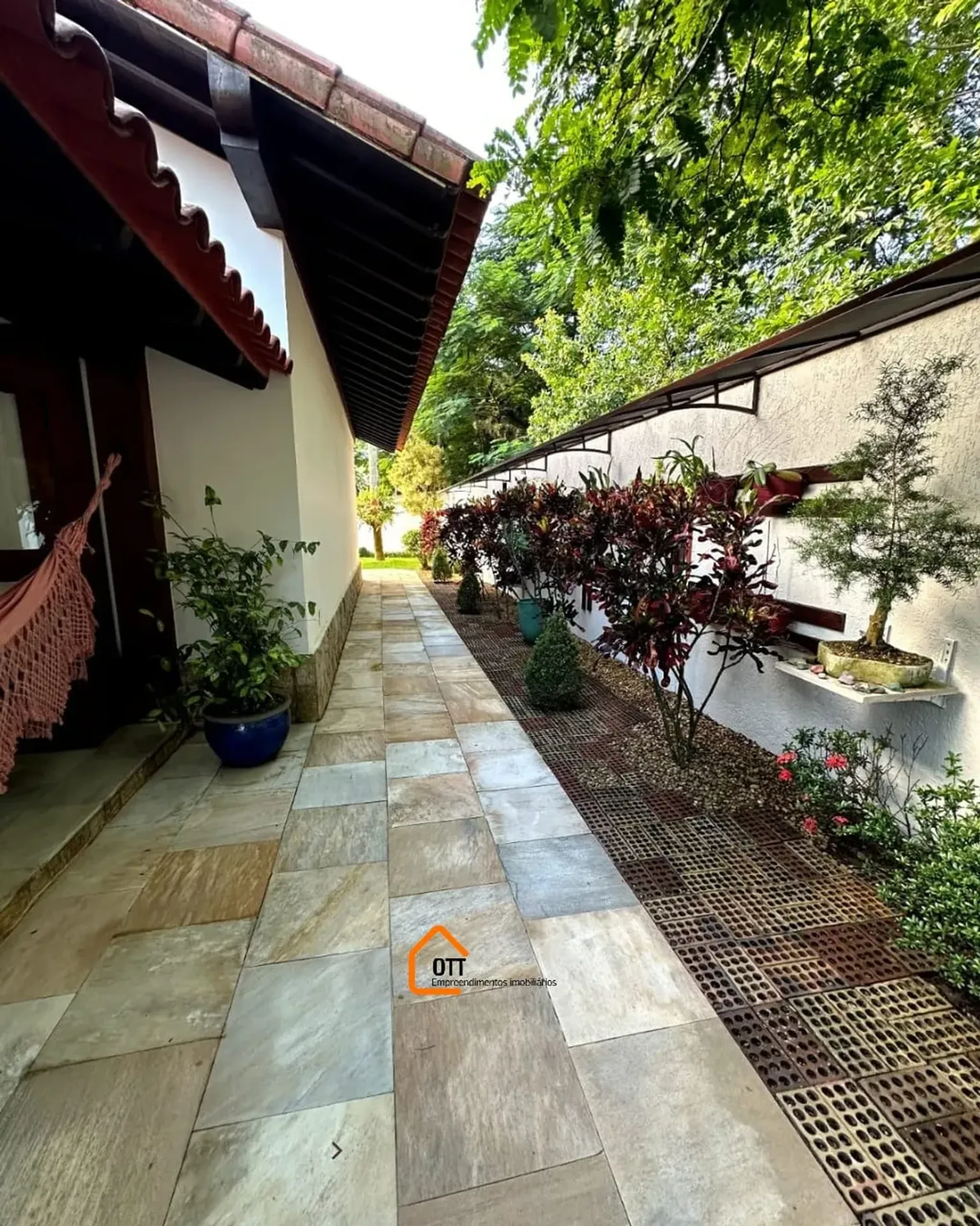 Casa com varanda e churrasqueira 5 quartos e 5 banheiros — photo 11