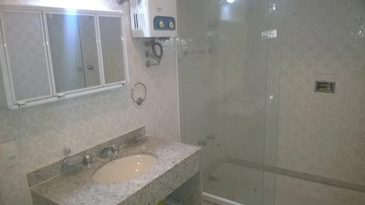 Unfurnished 105 m² house with 2 bedrooms and private garden — photo 9
