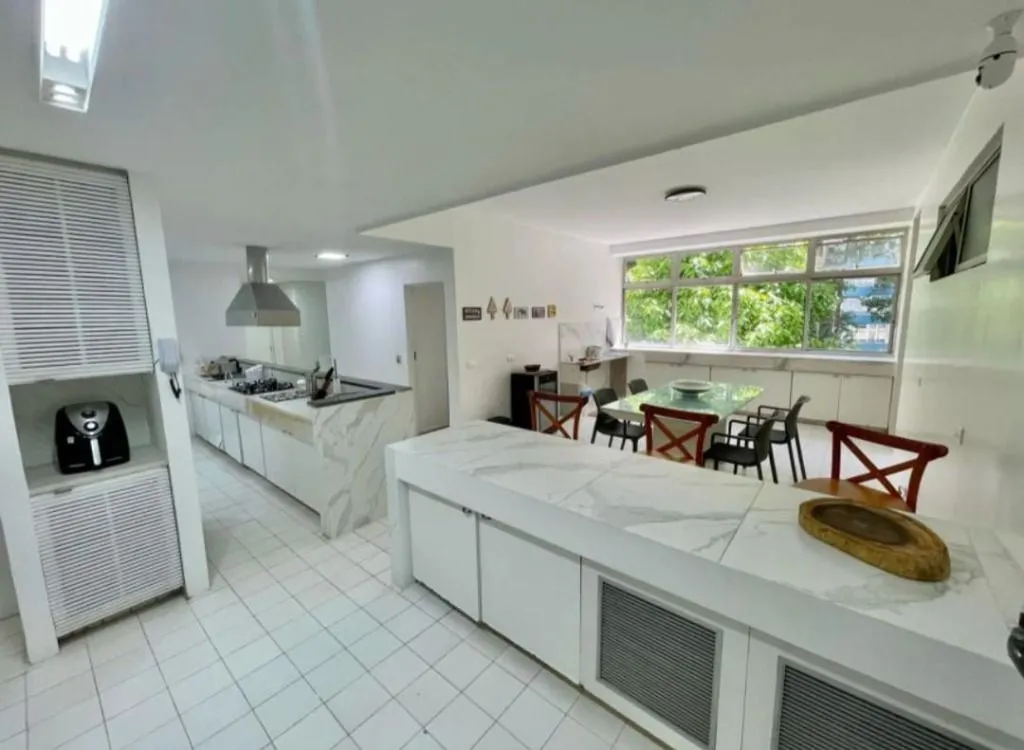 Ванна та 5 спалень: квартира 677 м² — photo 22