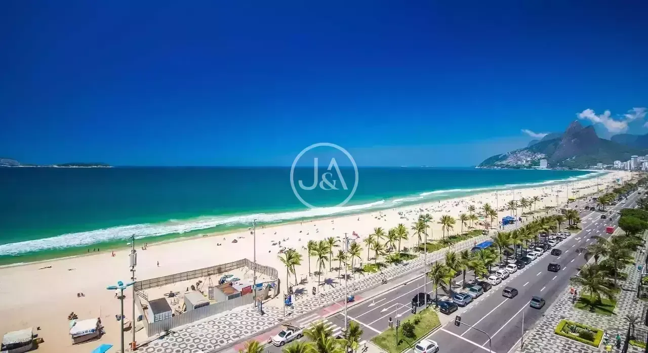 Water view in a 4-bedroom apartment, 838 m² — photo 5