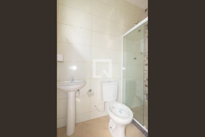 Condominium house with 2 bedrooms and balcony — photo 4