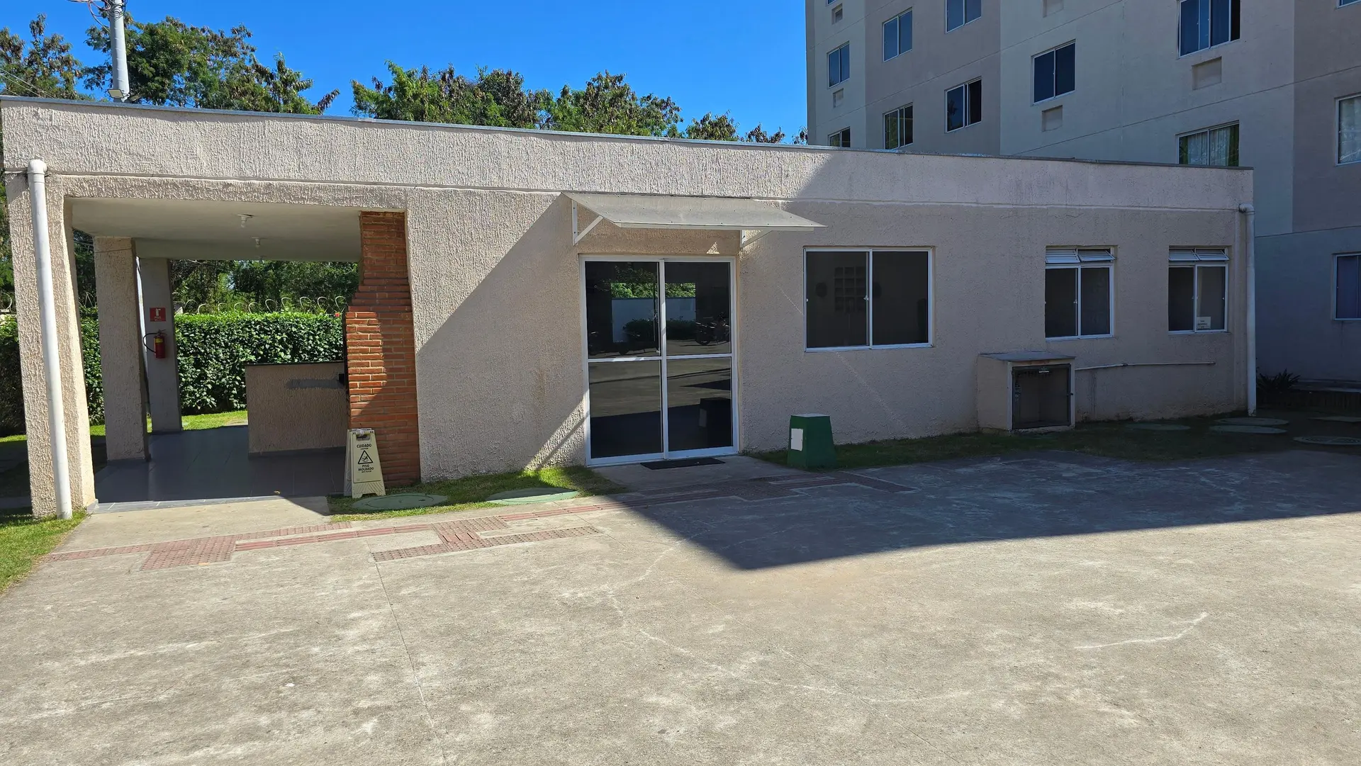 Apartamento de 2 dormitorios con 1 plaza de parking — photo 7