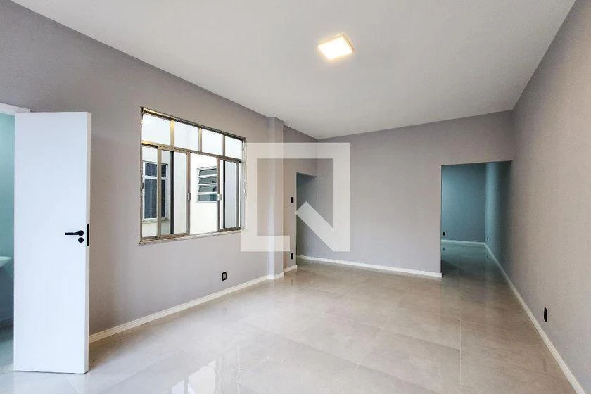 250 m² apartment with a mountain view and a walk-in closet — photo 9