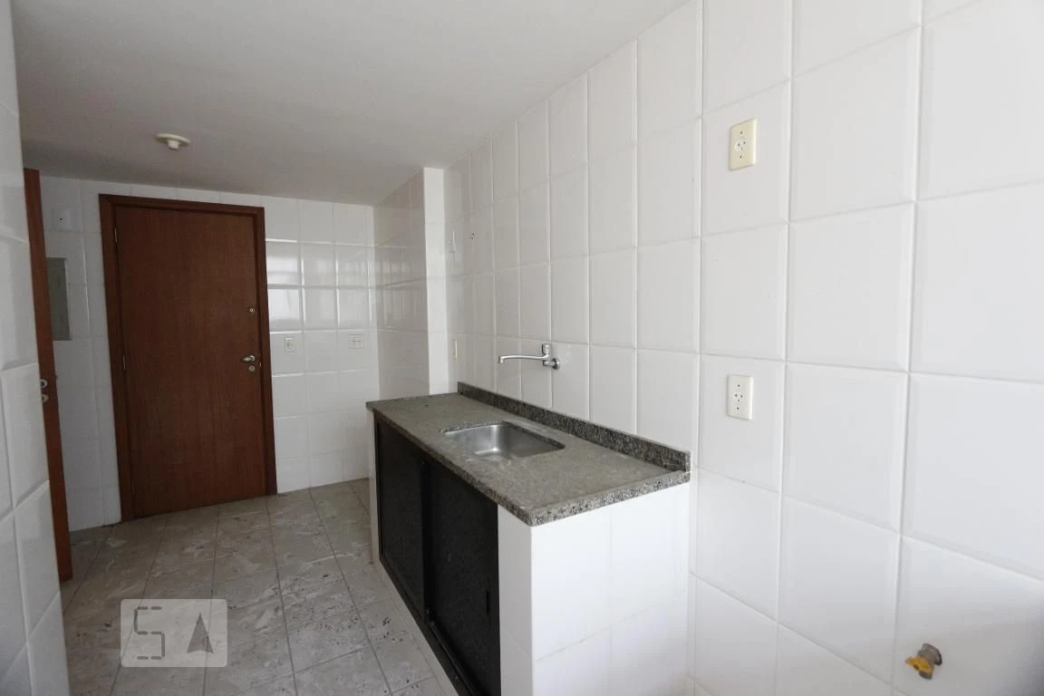 Apartment for rent with 3 bedrooms and a balcony — photo 5