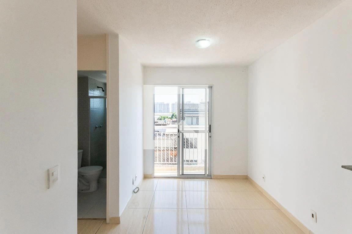 Rental apartment with 2 bedrooms and a balcony