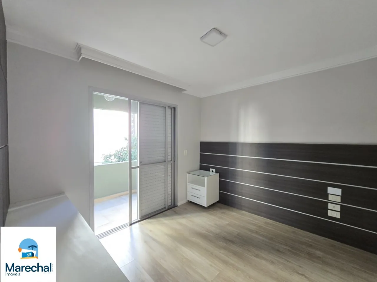 146 m² apartment with 3 bedrooms and 4 bathrooms — photo 17