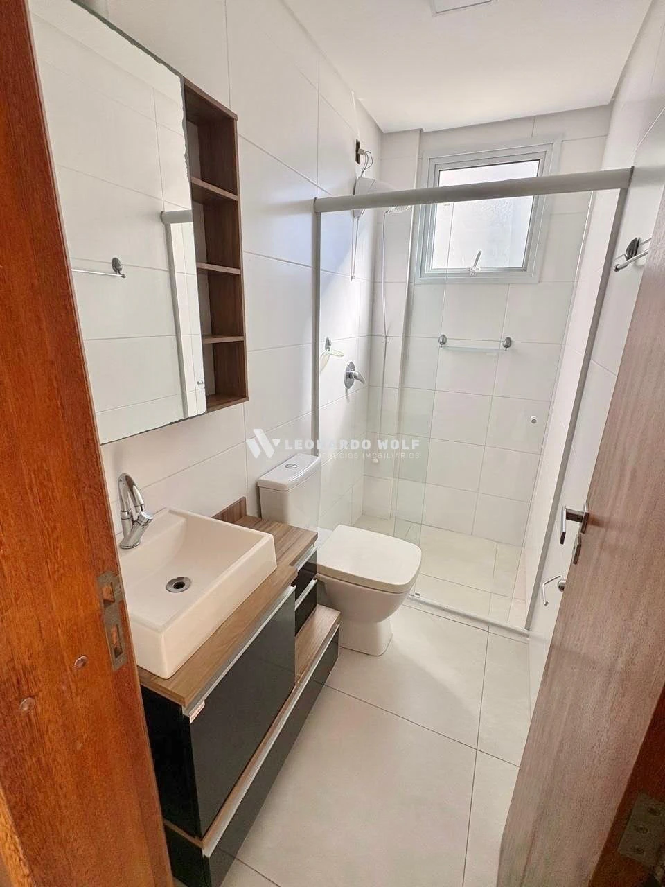 2-bedroom apartment with a water view in Florianópolis — photo 10