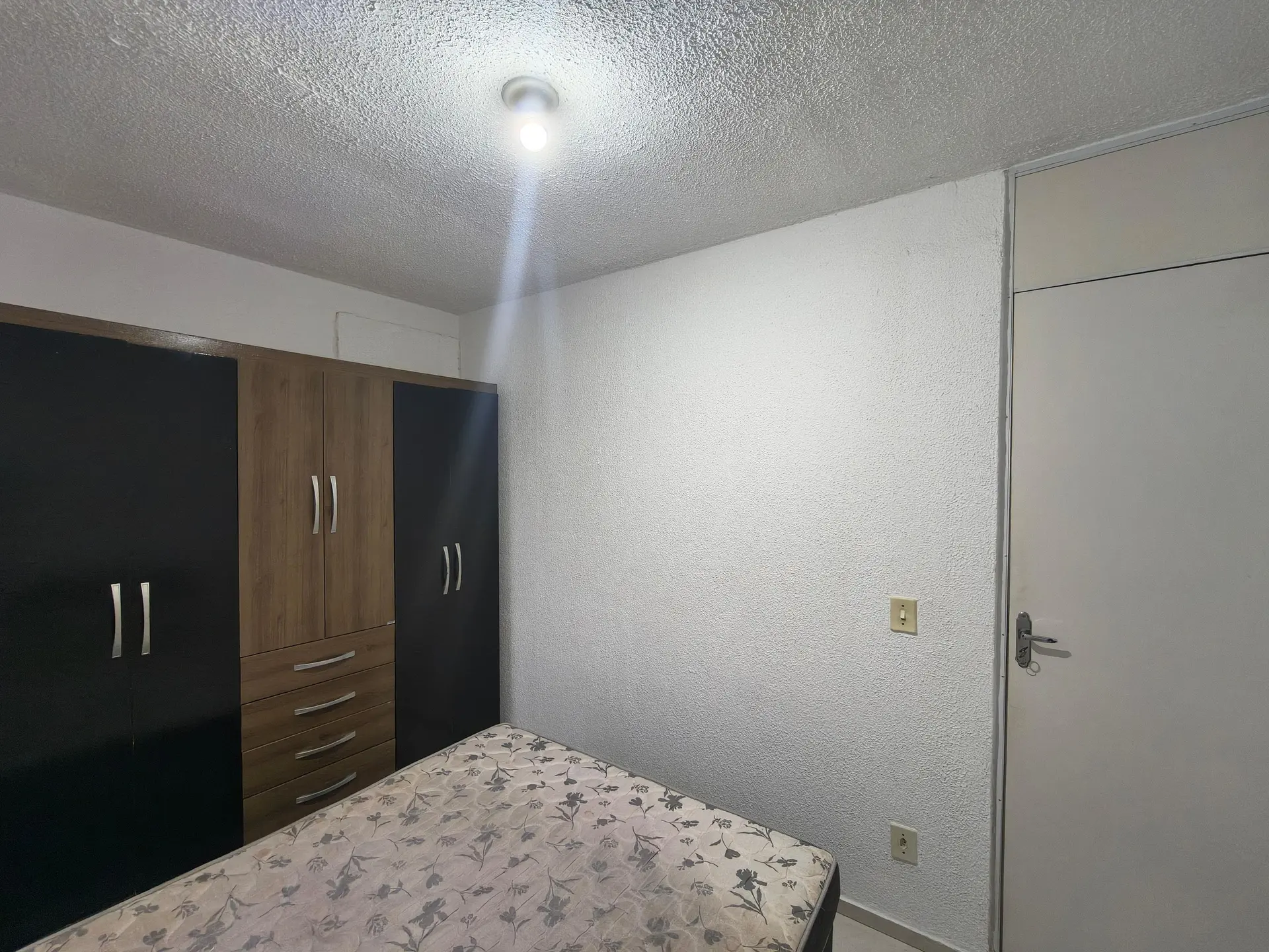 Квартира з 2 спальнями, 1 ванною і окремою кухнею — photo 10