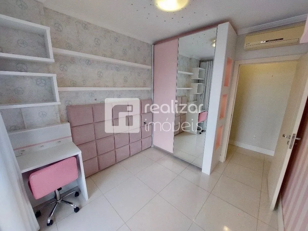 Furnished apartment, 146 m², with a washing machine — photo 15