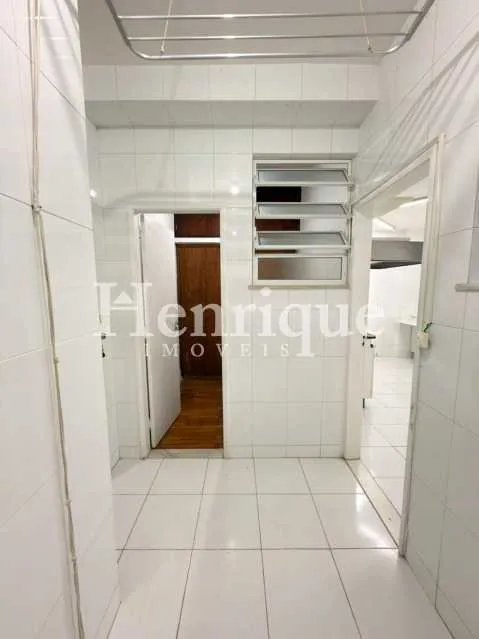Дерев'яна підлога або ламінат та 3 спальні: квартира 150 м² — photo 14