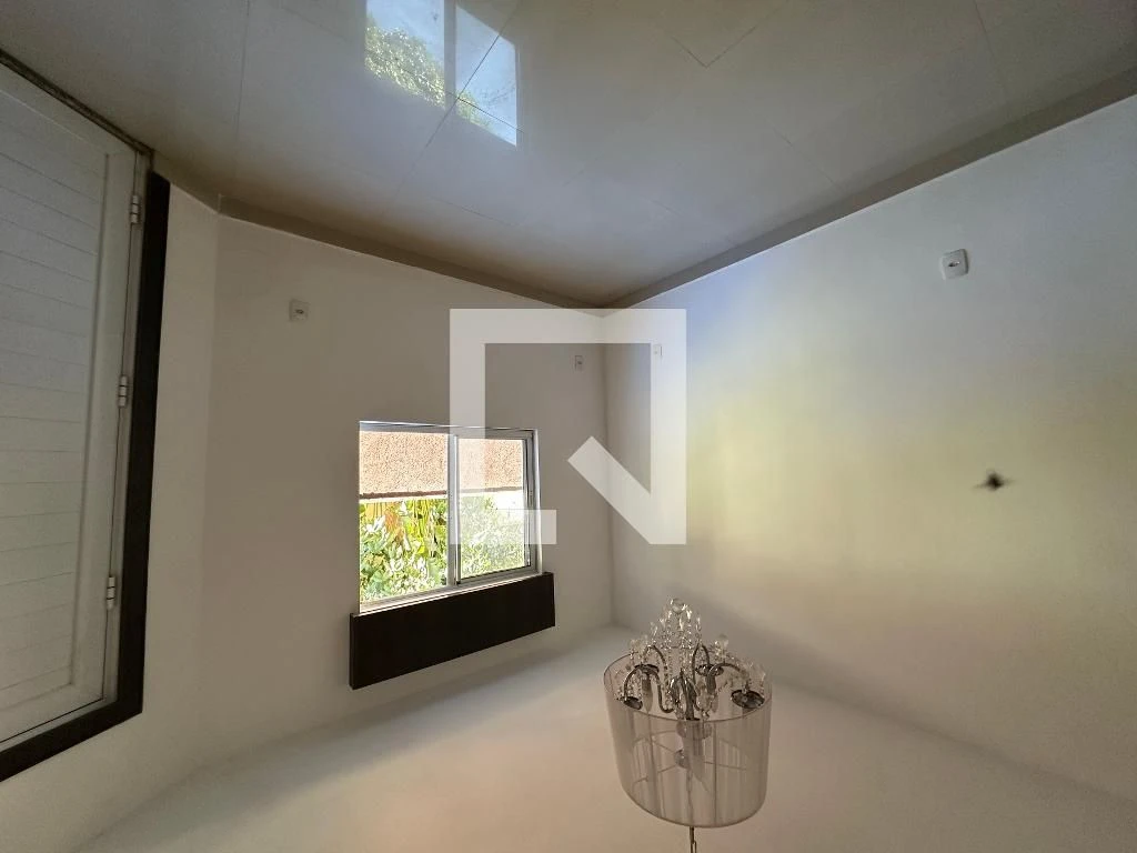 Gated house with 4 bedrooms and a gas kitchen — photo 29