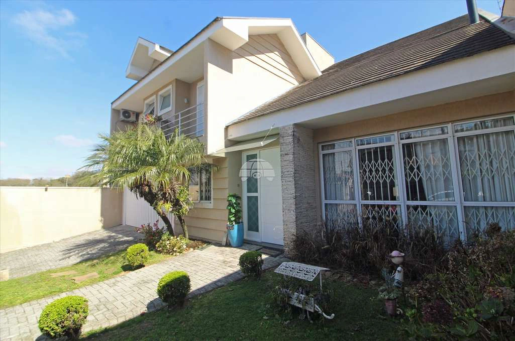 4-bedroom house with 3 en-suites and a balcony — photo 5