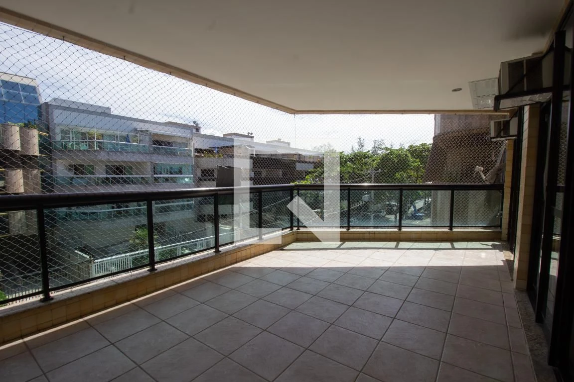 Apartamento com 4 suítes e varanda envidraçada — photo 9