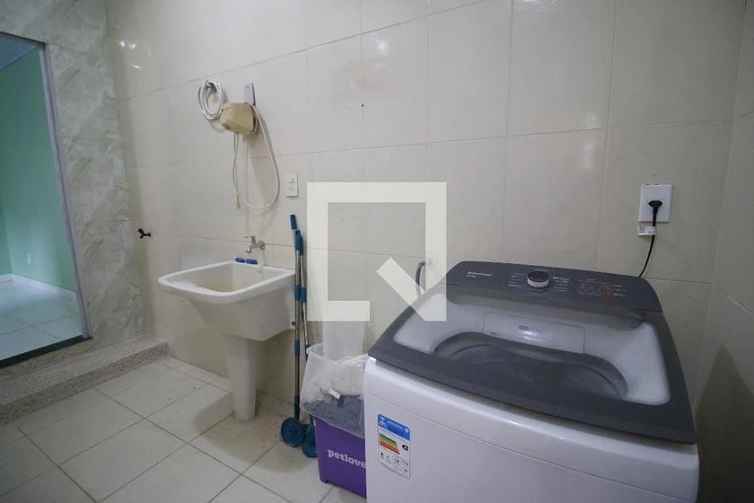 Apartamento de 260 m² com banheira e espaço de home office — photo 29