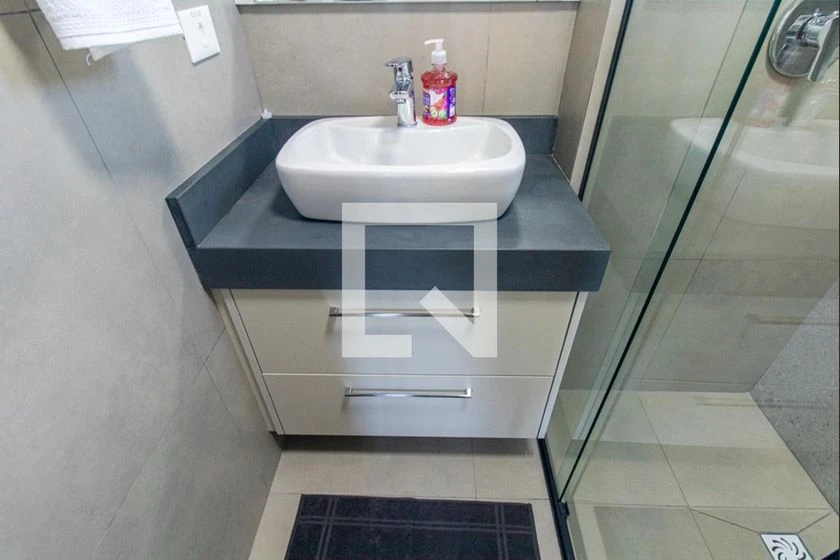 Kitnet mobiliada com 1 quarto e churrasqueira no condomínio — photo 11