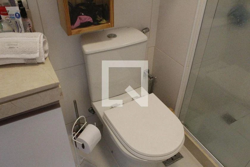 Furnished apartment, 115 m², with a glass-enclosed balcony — photo 34
