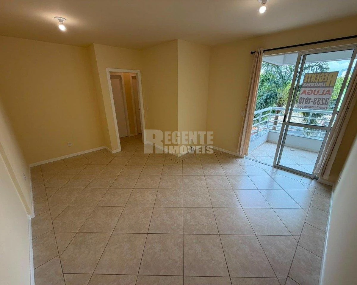 Apartamento de 2 dormitorios con parrilla en la terraza — photo 7