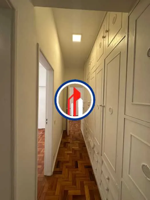 Apartment on the 6th floor with wood or laminate floors — photo 10