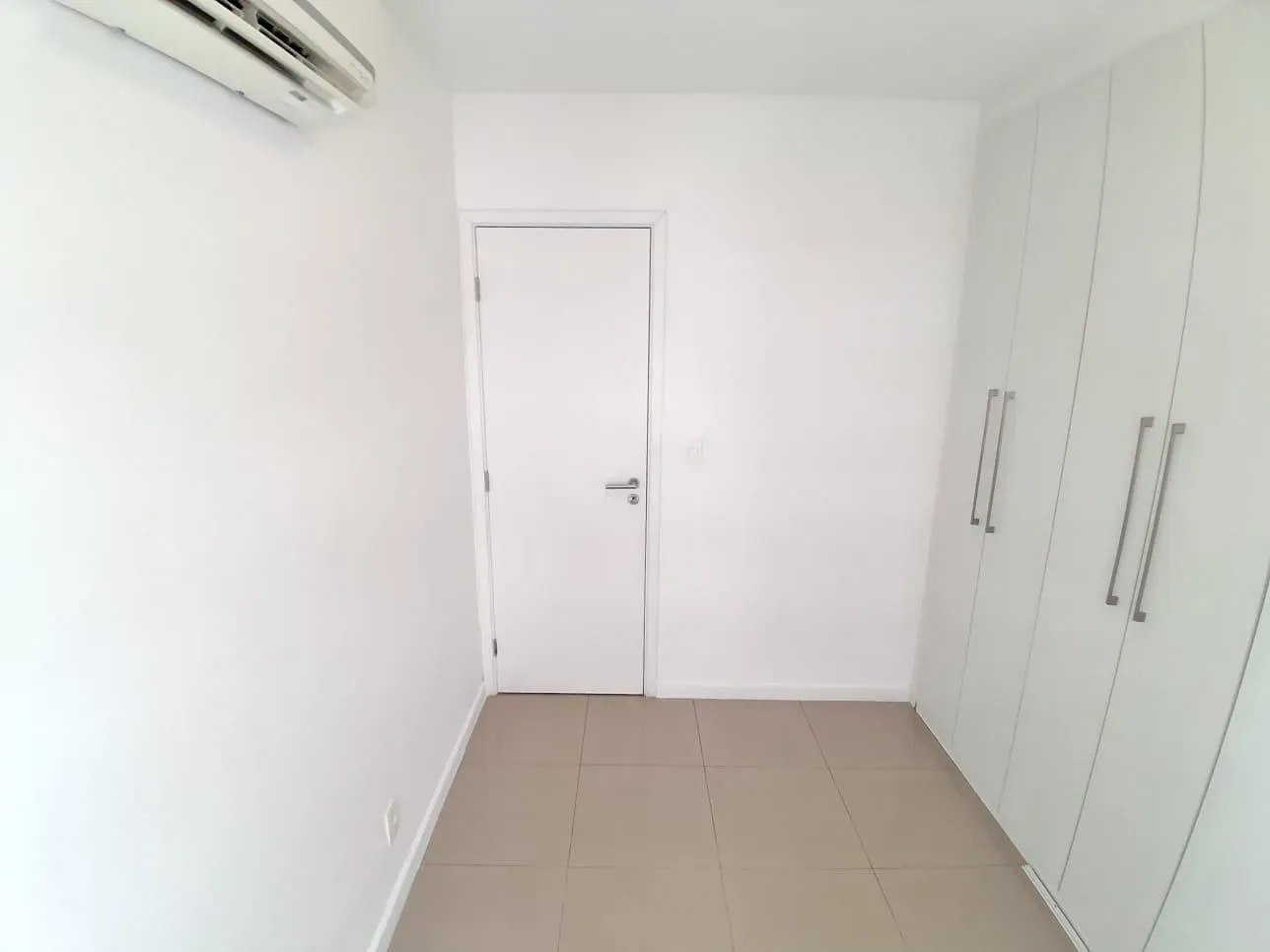 107 m² apartment with 4 bedrooms and 2 parking spaces — photo 21