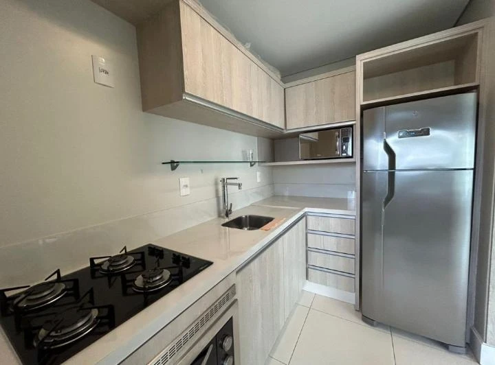 Apartamento amueblado de 88 m² con 1 dormitorio y plaza — photo 6