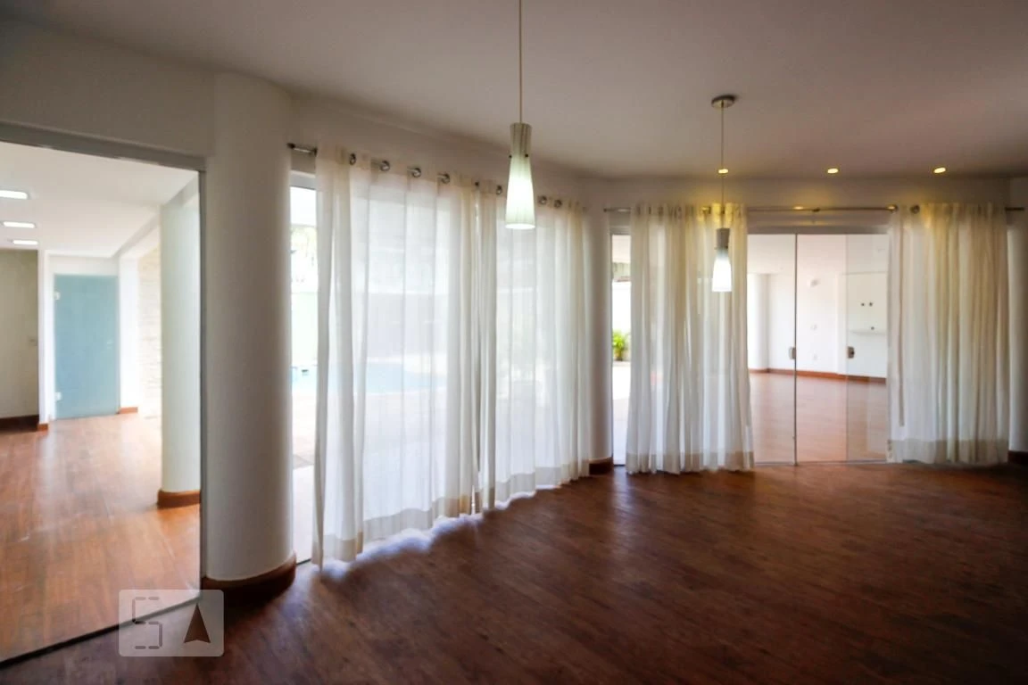 House with 5 bedrooms and 11 bathrooms plus 5 parking — photo 59