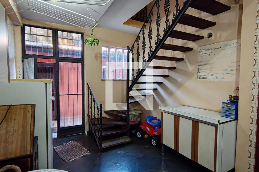 Casa de 420 m² com 4 quartos, 3 vagas e quintal — photo 37