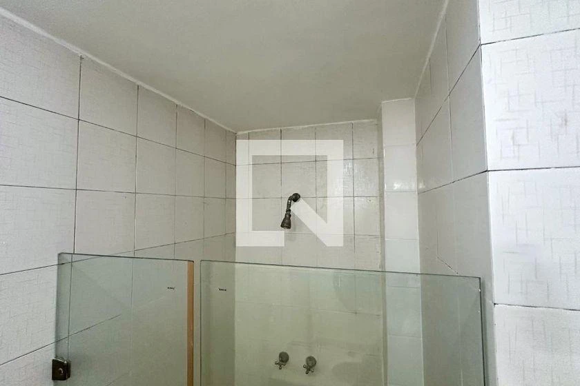 Rental apartment with 3 bedrooms and 190 m² — photo 24