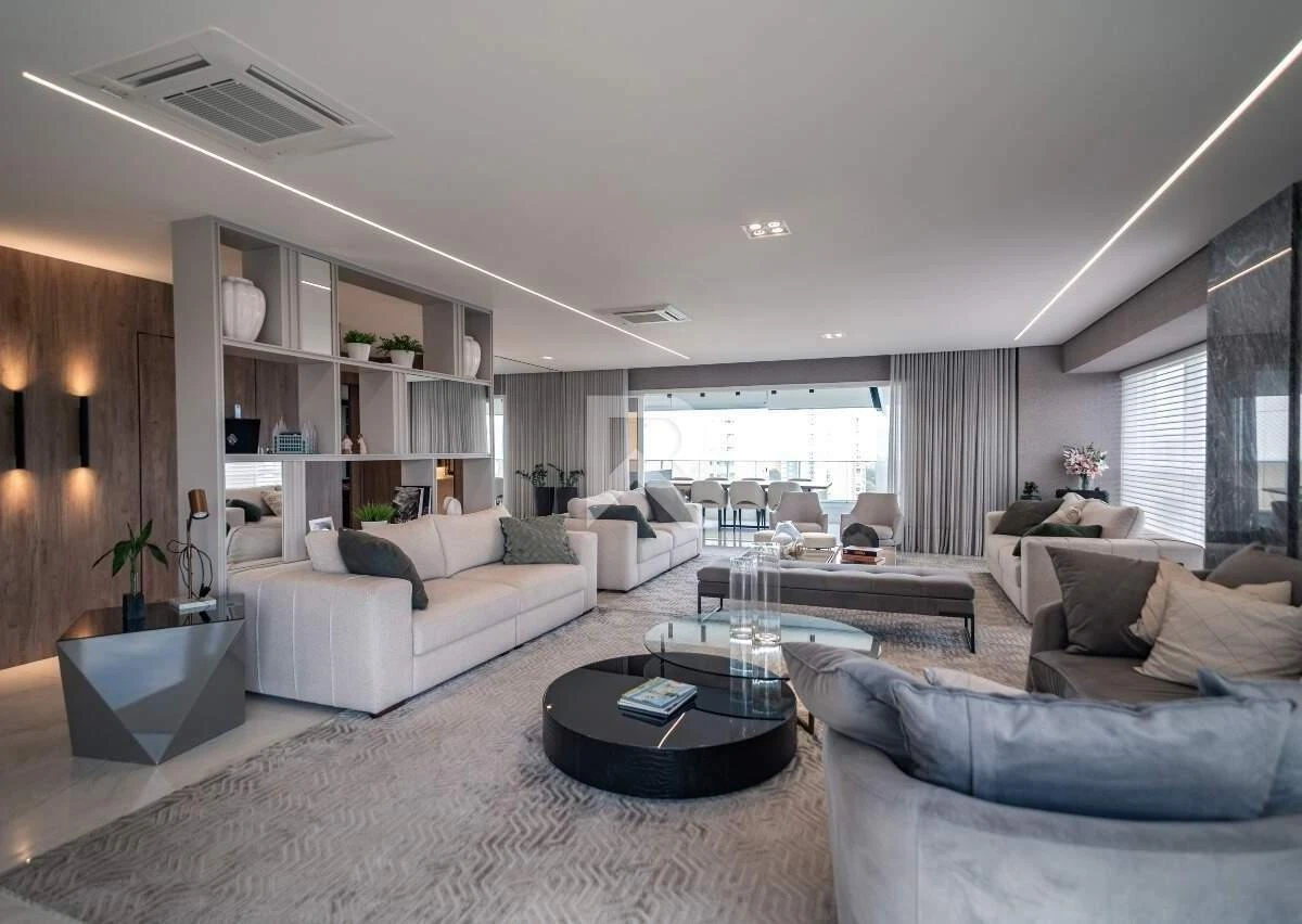 4 en-suite apartment with 373 m² and 5 parking spots