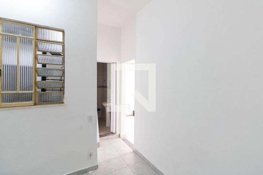 Rental house with 3 bedrooms and 300 m² of space — photo 28