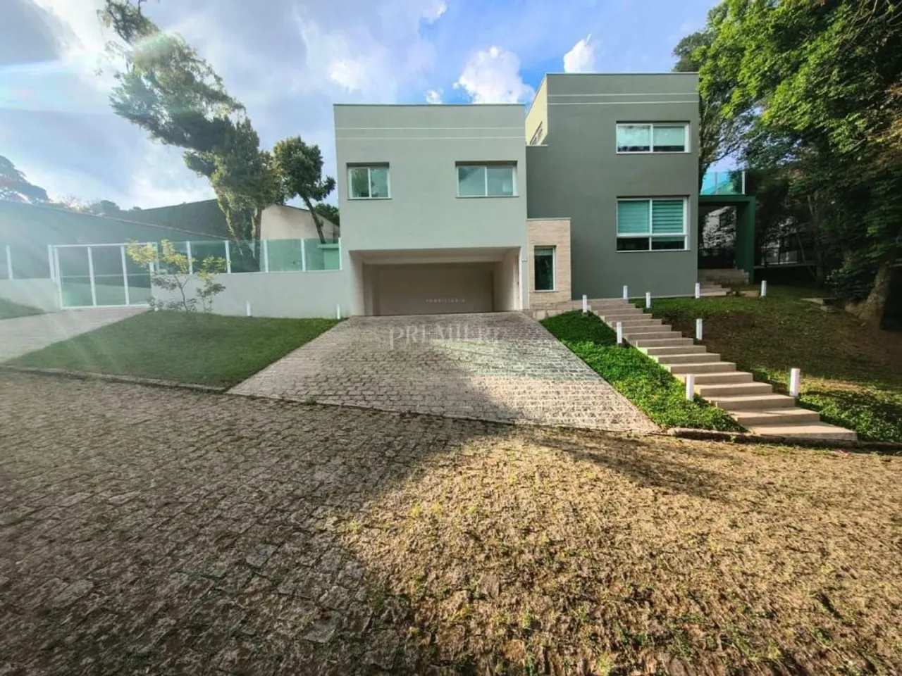Будинок на 5 кімнат із балконом і 400 м² — photo 2
