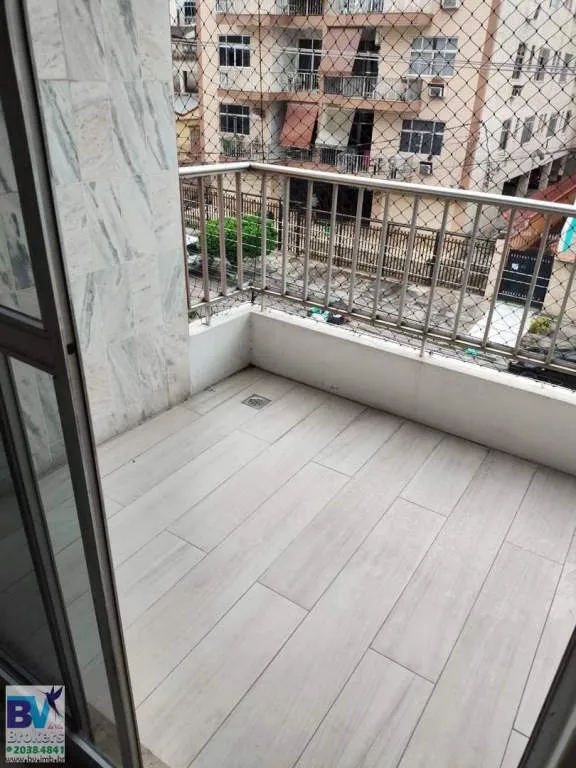63 m² apartment with 2 bedrooms and 1 parking spot — photo 4