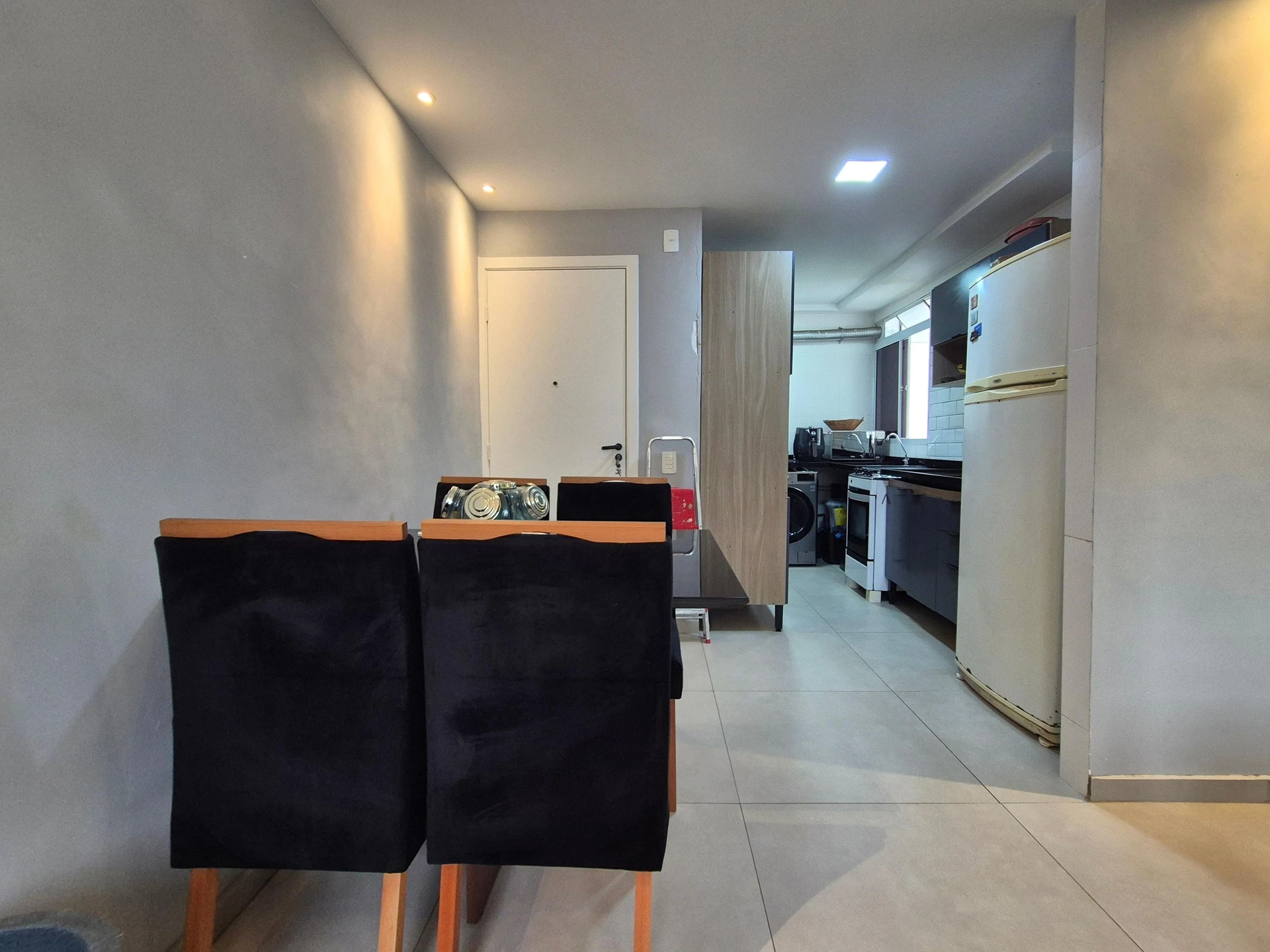 Apartamento mobiliado de 2 quartos com 1 banheiro — photo 7