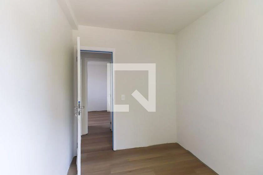 3-bedroom apartment with a grill on the balcony in Curitiba — photo 41