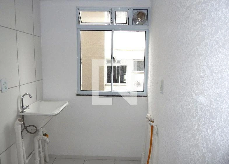 Деревянный пол или ламинат и 2 спальни: квартира 45 м² — photo 3